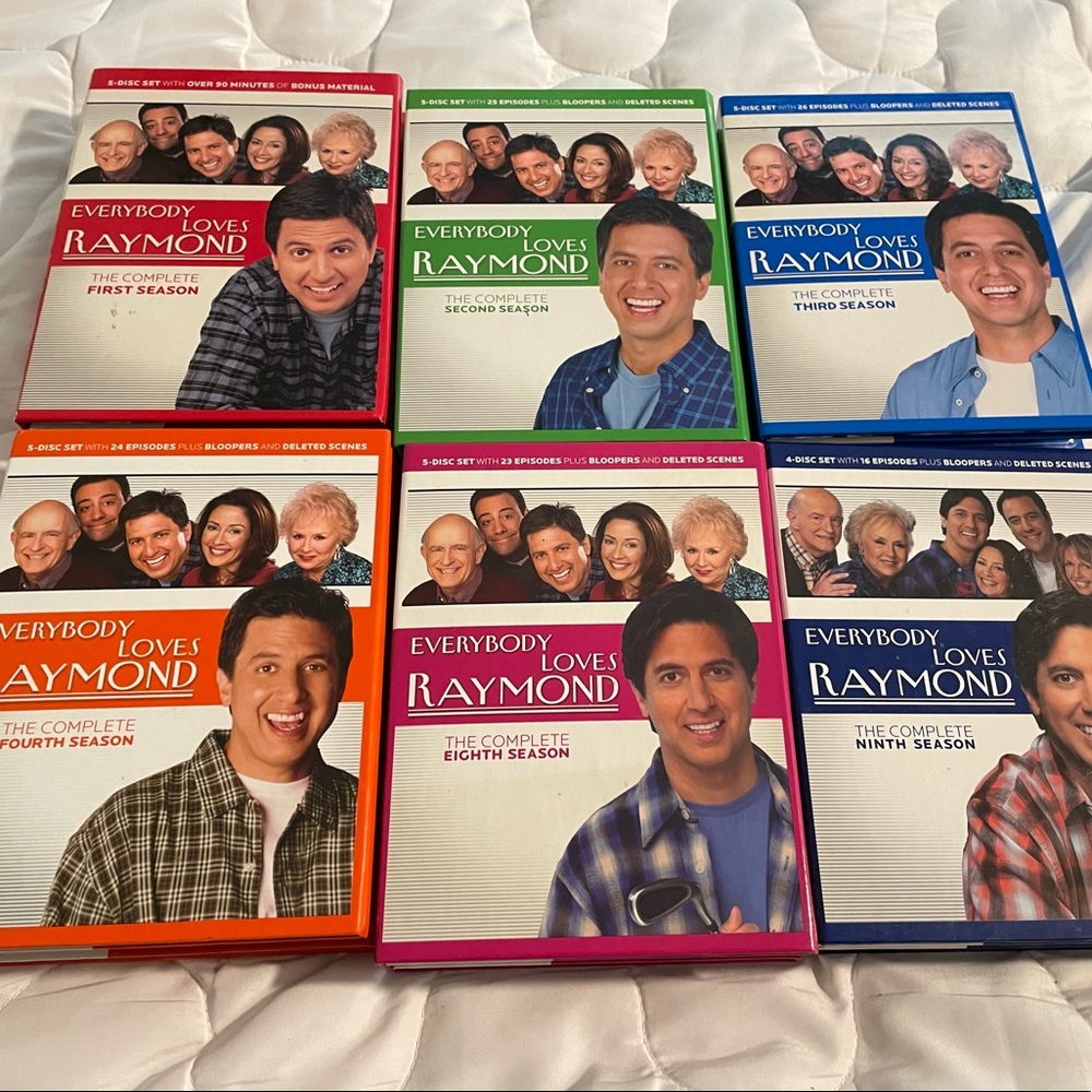 Everybody Loves Raymond seasons 1,2,3,4,8&9